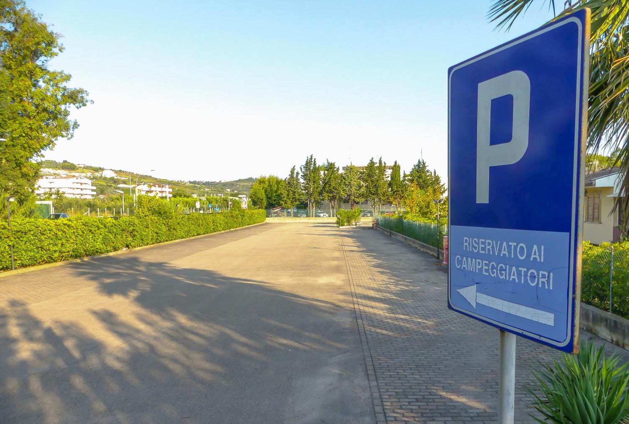 Camping & Residence Il Pioppeto Vasto Exterior foto